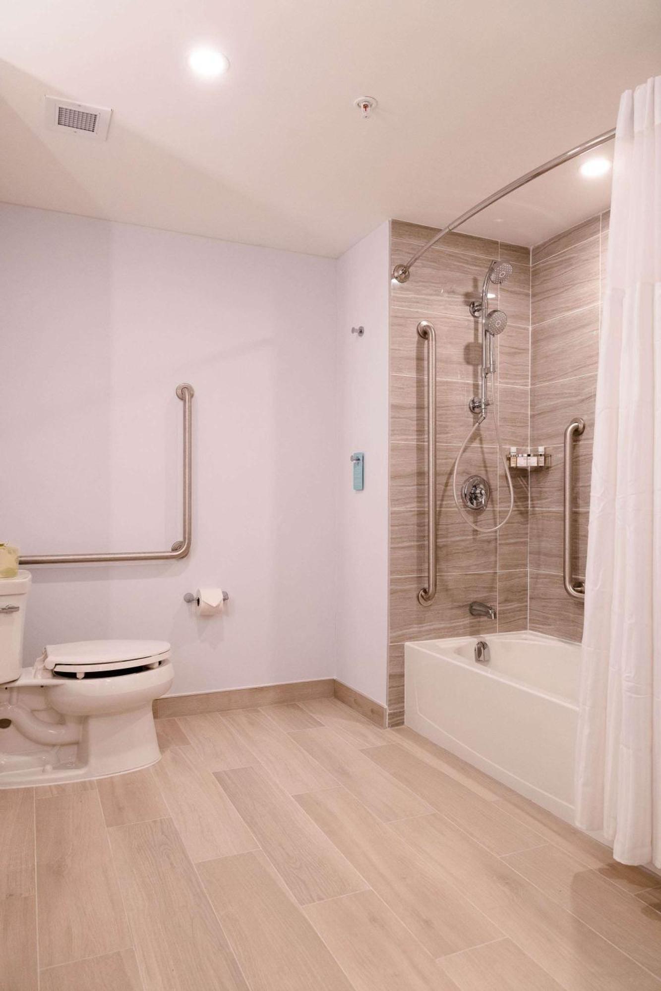 Hilton Garden Inn Sudbury, Ontario, Canada Exteriör bild